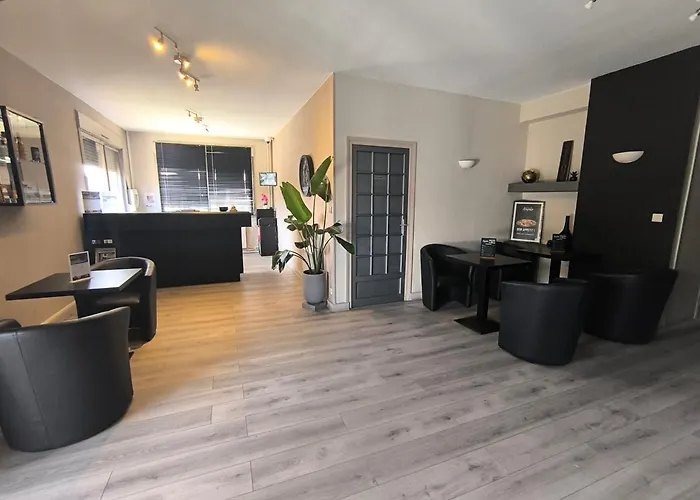 Adonis Lyon Est Hotel Artys